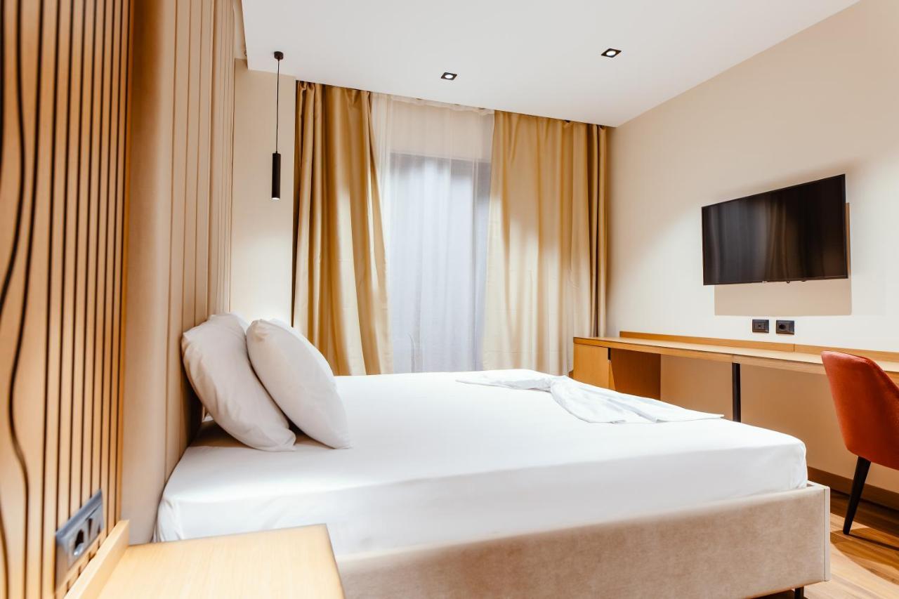 Valza Boutique Hotel Vlorë エクステリア 写真