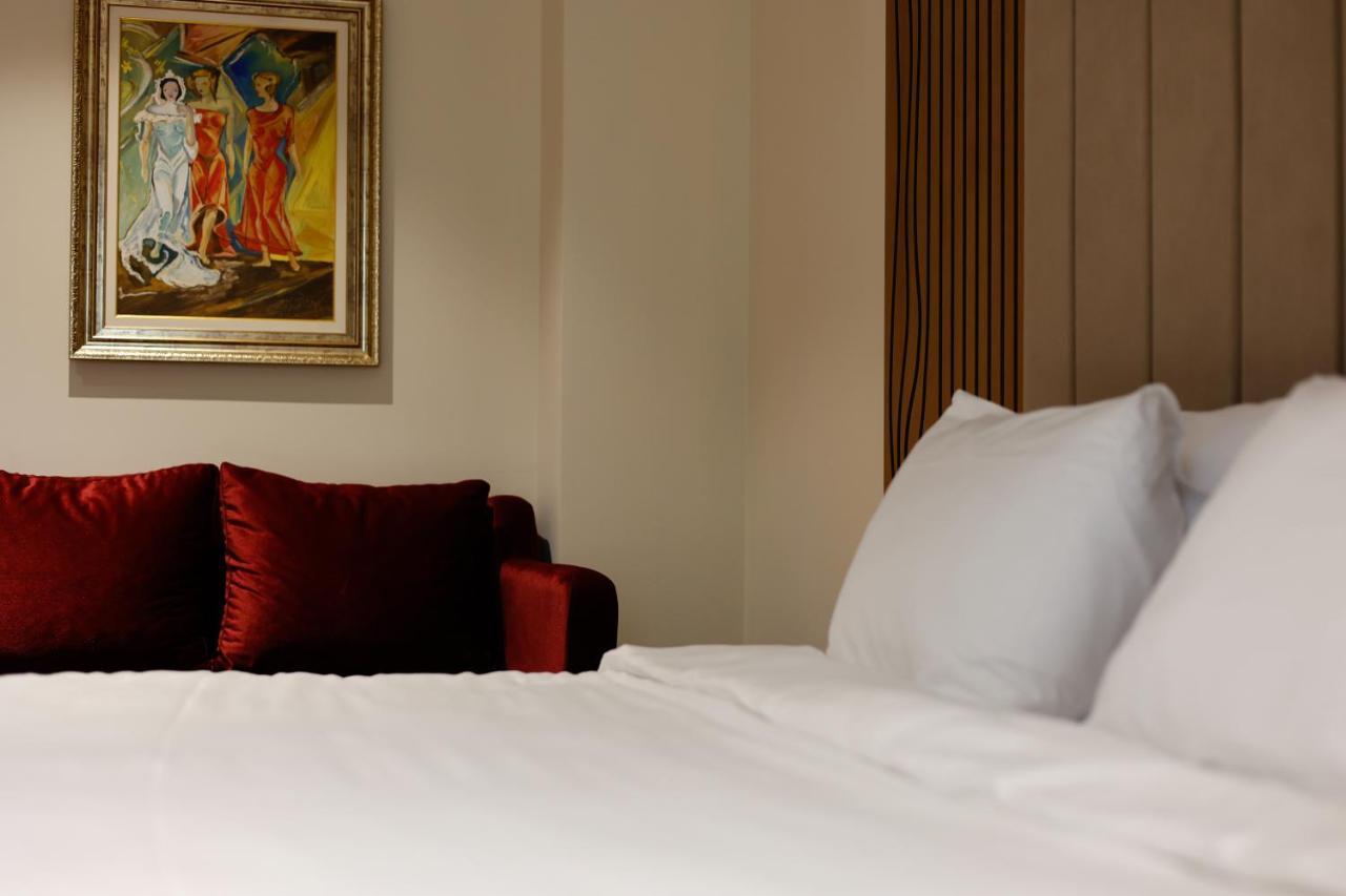 Valza Boutique Hotel Vlorë エクステリア 写真
